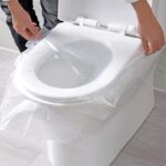 ⁦50 pieces of disposable travel toilet seat waterproof portable⁩ - الصورة ⁦4⁩